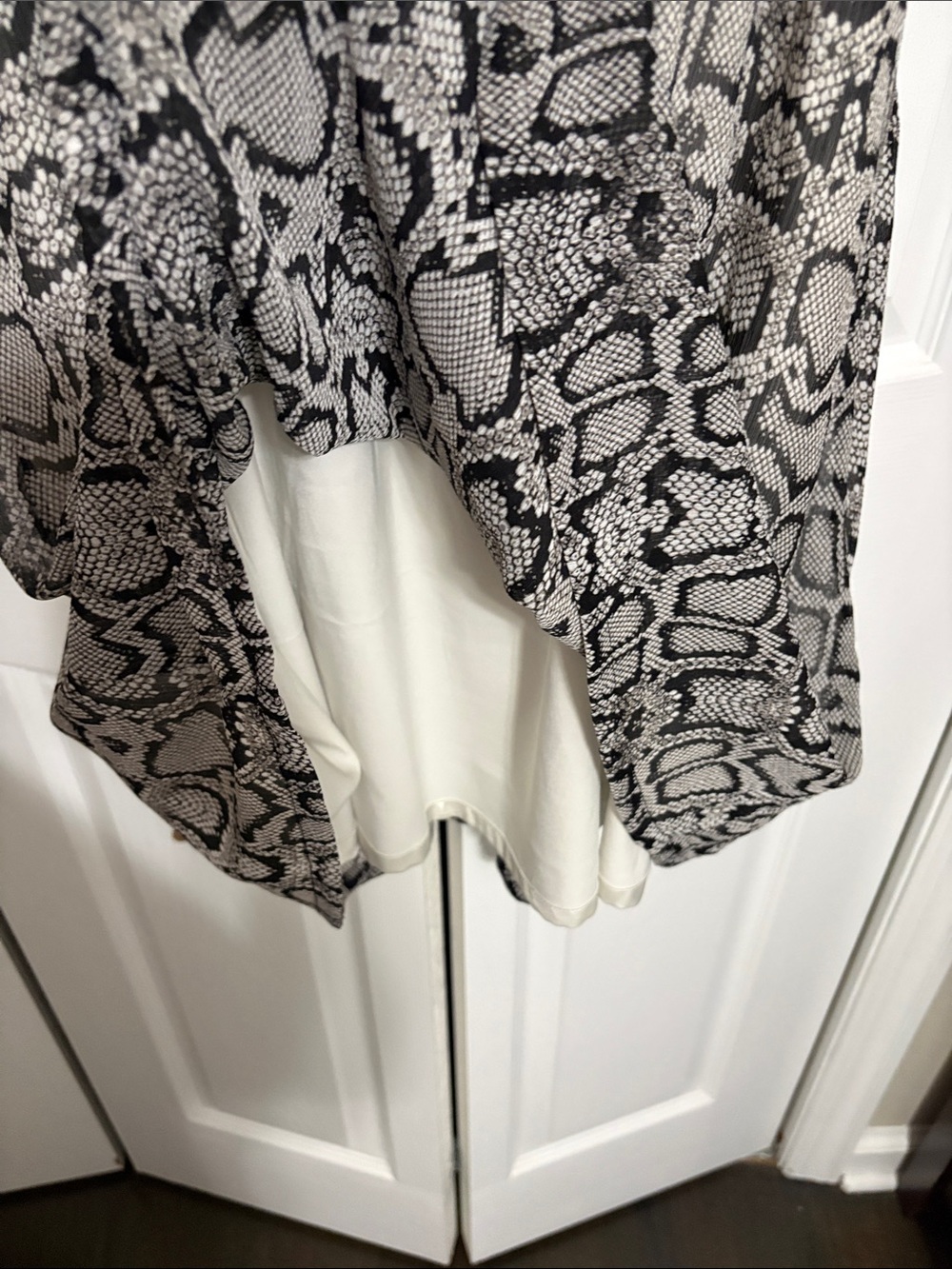 Black & White Snake Print Dress - Picture 5 of 5